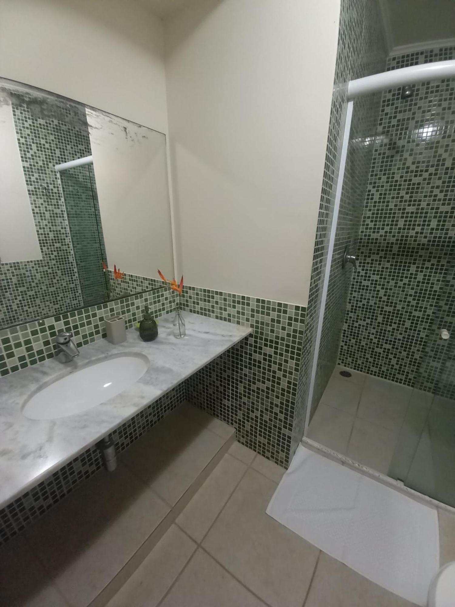 Suite No Condominio Itamambuca - Muito Perto Da Praia !!! Ubatuba Habitación foto